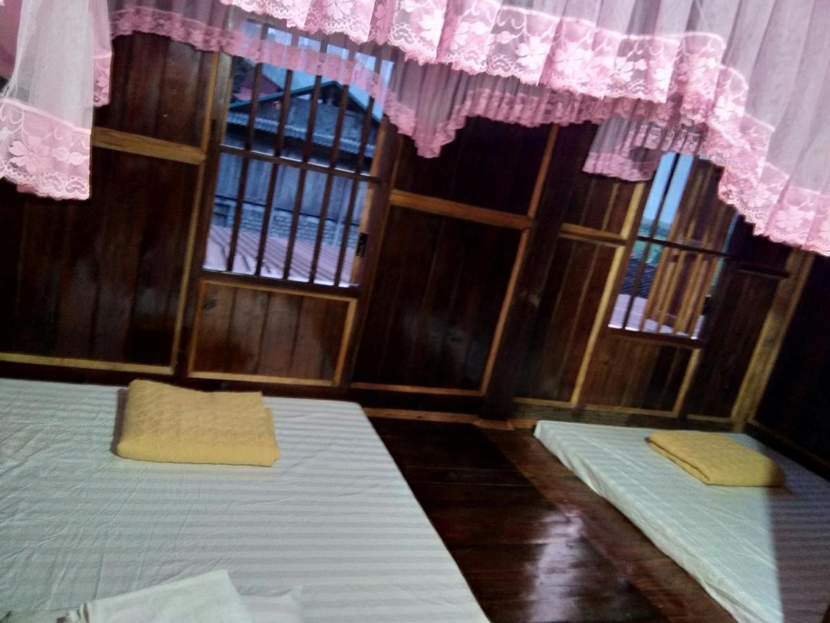Hoang Quan Homestay Ba Be Eksteriør billede